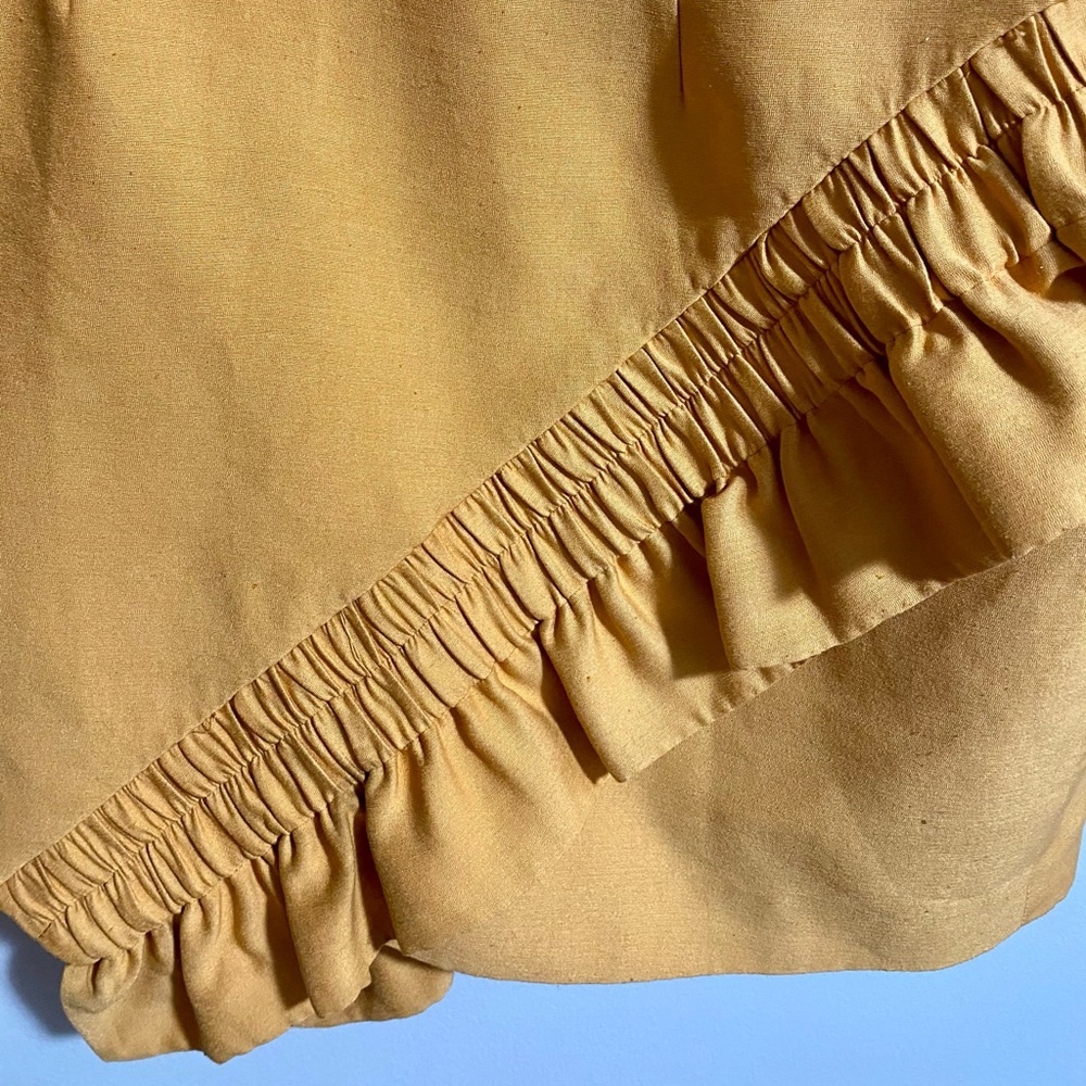 Mid Rise Ruffle Mini Pencil Skirt - Picture 3 of 4